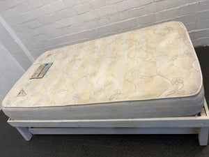 White Three Quarter Trundle Bed - REDUCED