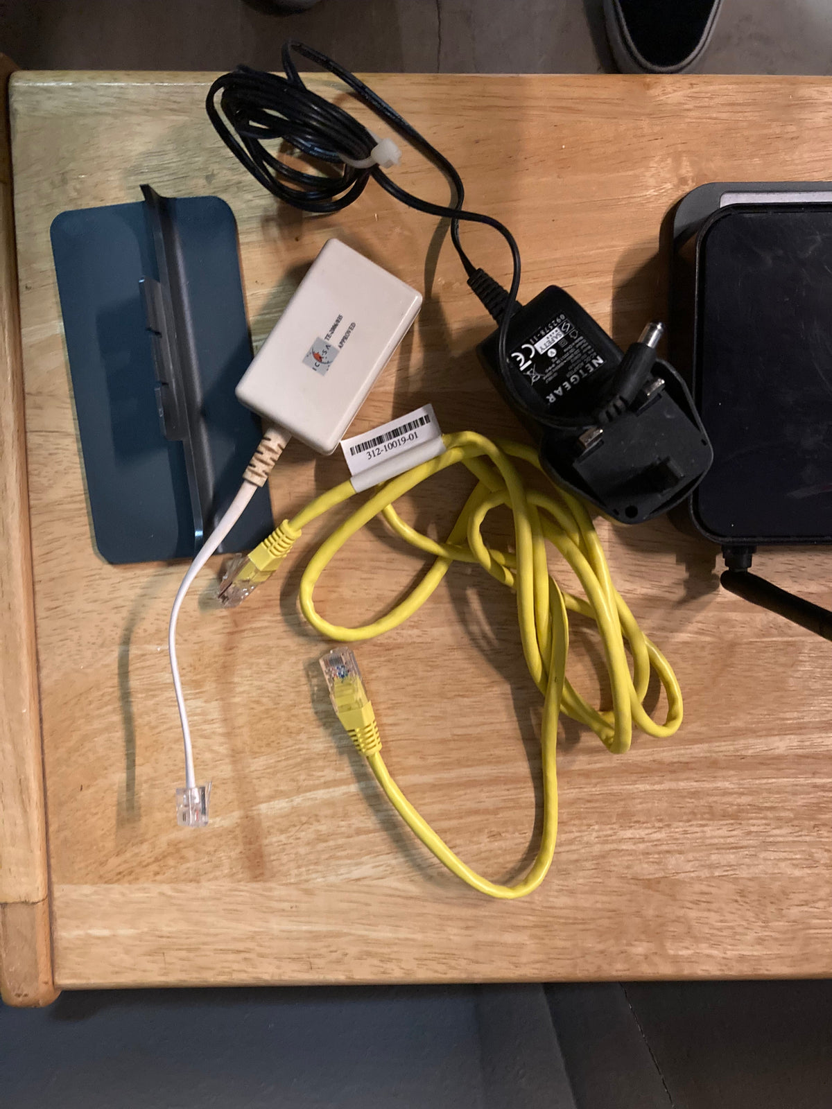 Netgear Wireless Router DGN220 - PRICE DROP