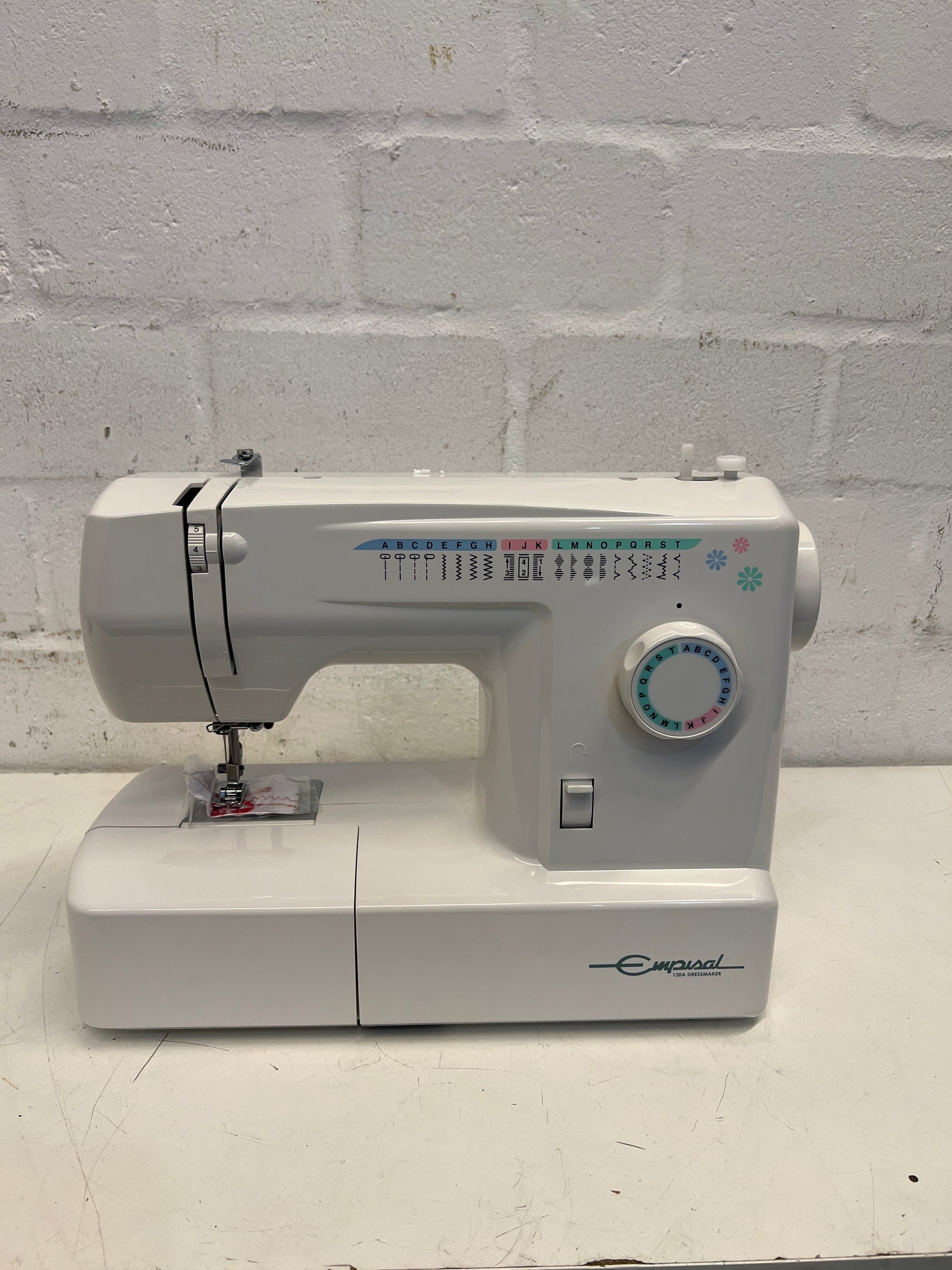 Empisal 120A Dressmaker Sewing Machine