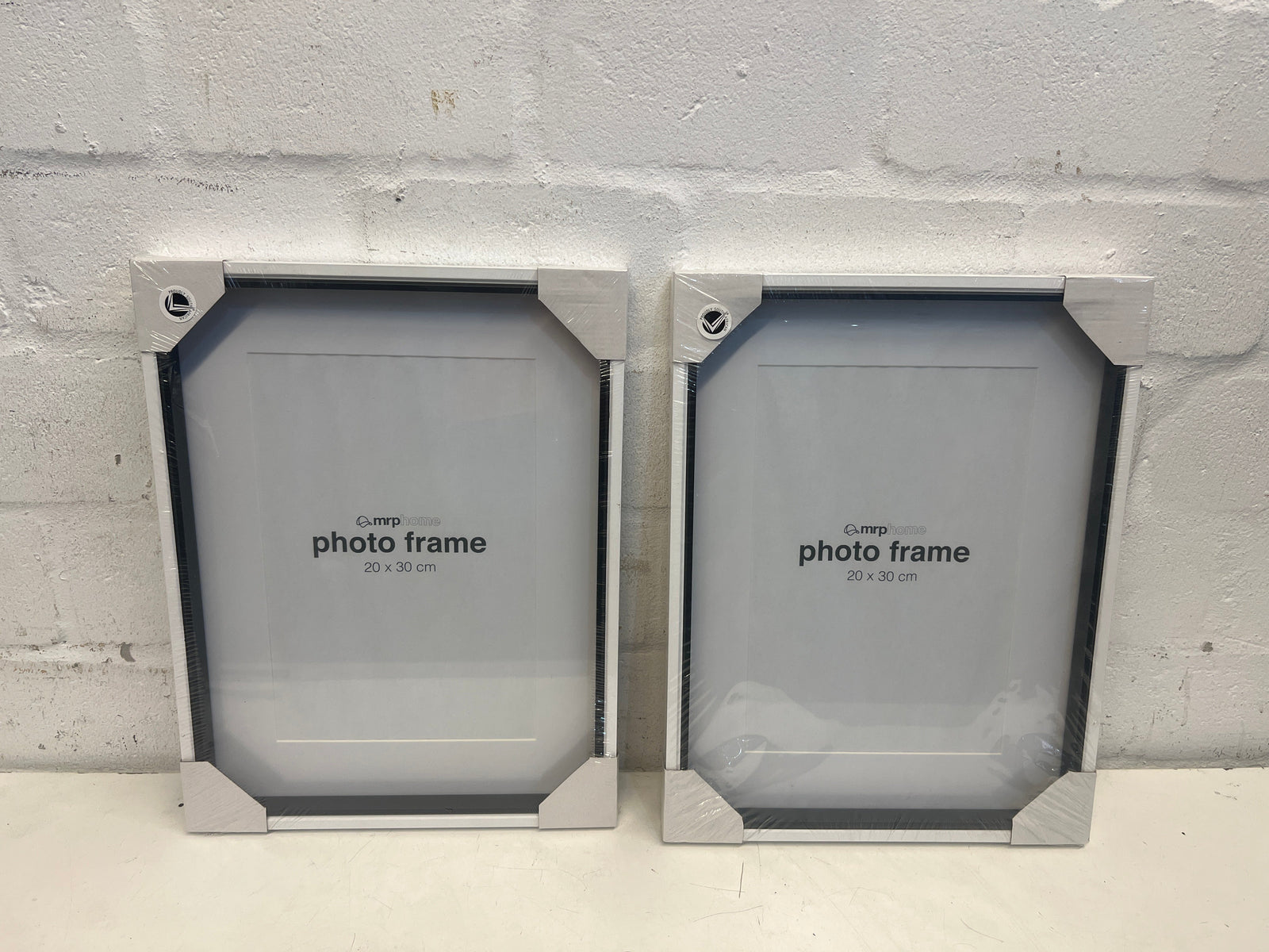 Large Photo Frames (20cm x 30cm) - 2ndhandwarehouse.com