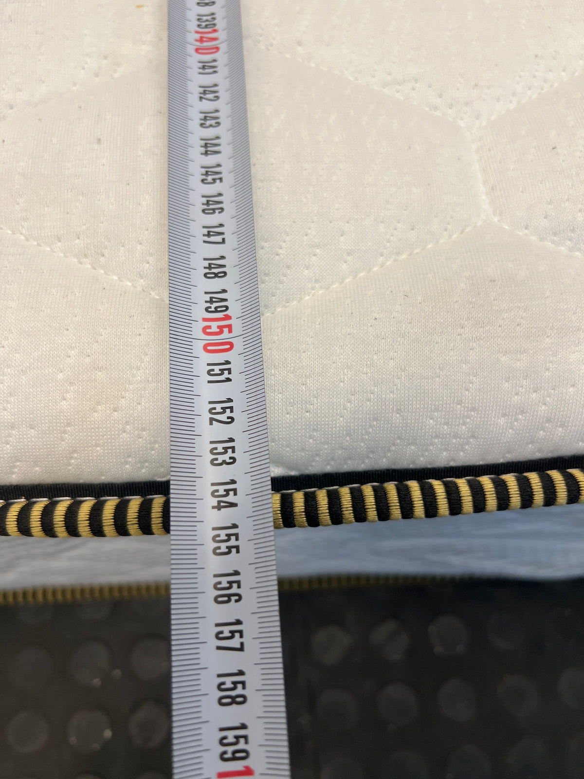 Health Beds Iron Man 150 Queen Mattress