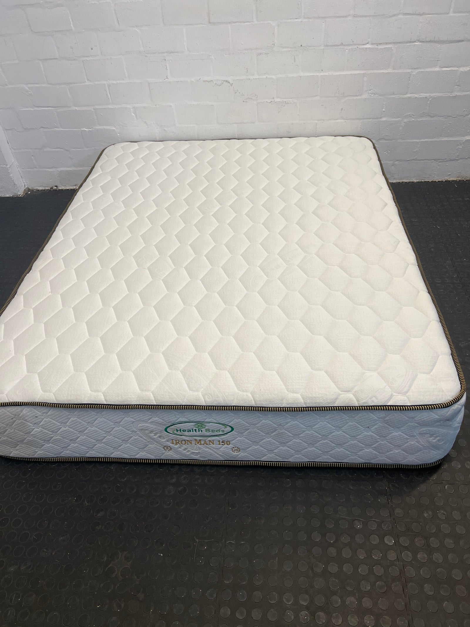 Health Beds Iron Man 150 Queen Mattress