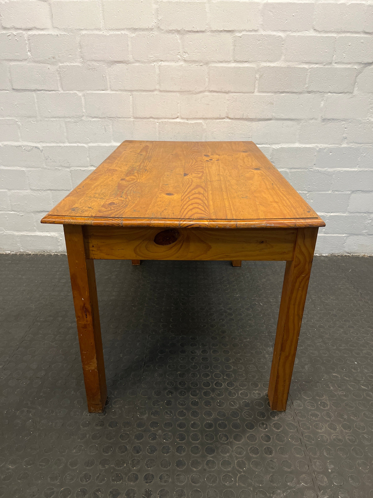 Wooden Dining Room Table ( Needs TLC)