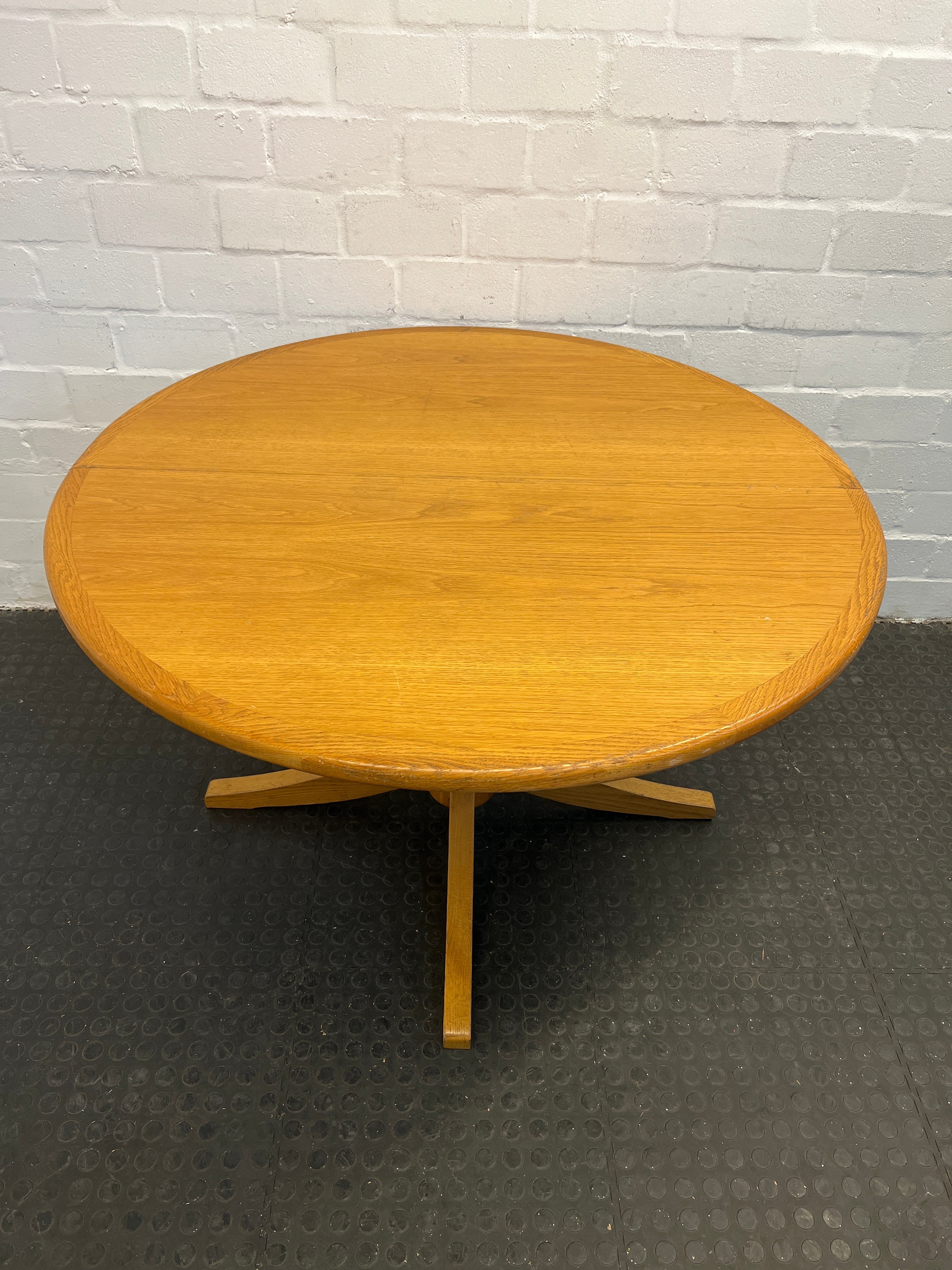 Pine Dining Room Table (height 75cm) (width 121.5cm