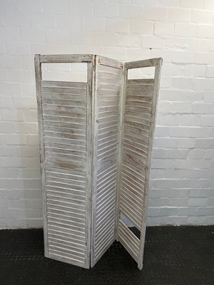 White Washed Wooden Room Divider 184 x 140cm