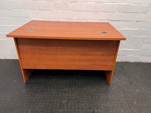 Wooden Office Desk with Scratches (Width: 120cm) (Height: 71.5cm)