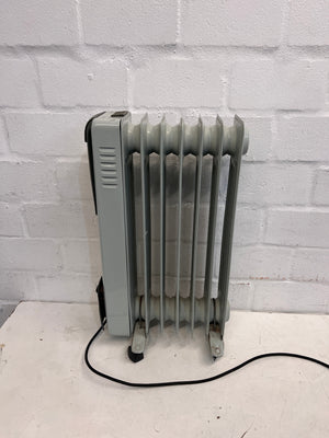 Hometrends Fin Oil Heater (Missing Wheel)