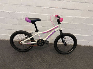 Avalanche Kids Bicycle (with Detachable Training Wheels)