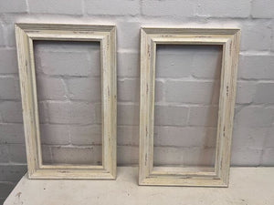 Antique Shabby White Rectangular Picture Frame (Paint Peeling) (43 x 73cm)