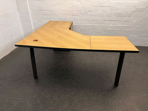 L-Shaped Wooden Desk with Two Drawers (One Missing Handle) (Width: 180cm) (Height: 75cm)