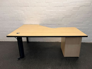 Light Brown L-Shaped Wooden Desk with Five Drawers (Very Minor Damage) (Width: 180cm) (Height: 74cm)