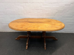 Light Brown Traditional Oval Wooden Dining Table (Width: 188cm) (Height: 74.5cm) - REDUCED