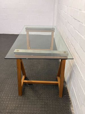 Glass Top Wooden Legged Office Desk (Width: 160m) (Height: 75.5cm)