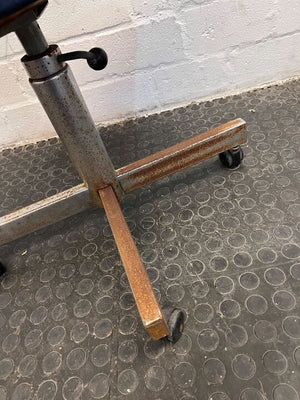 Mid Century Office Chair with Padded Seating (Metal Frame Rusted)