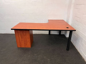 L-Shaped Cherry Wooden Desk with Four Drawers (Width: 180cm)(Height: 74.5cm)