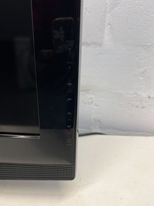 Samsung 32" LCD Black TV (Model: LA32B350F1) - PRICE DROP