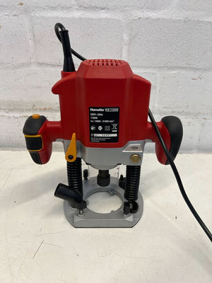 Homelite Red Plunge Router (RTE-1150VN)