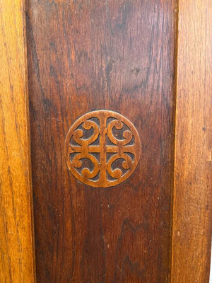 Antique 1920s Styled Oak Wooden Wardrobe with Mirror (Hole in the Back)(Width: 91cm)(Height: 187.5cm)