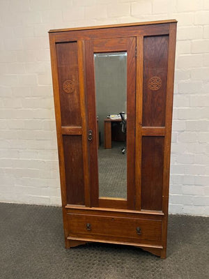 Antique 1920s Styled Oak Wooden Wardrobe with Mirror (Hole in the Back)(Width: 91cm)(Height: 187.5cm)