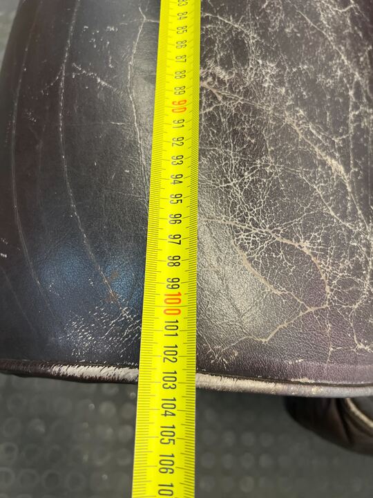 Dark Brown Rattan Papasan Studded Chair (Damaged Leather)