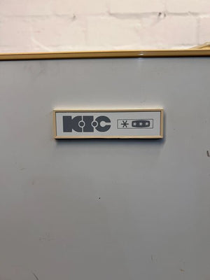 KIC White Fridge/Freezer (Small Rust)