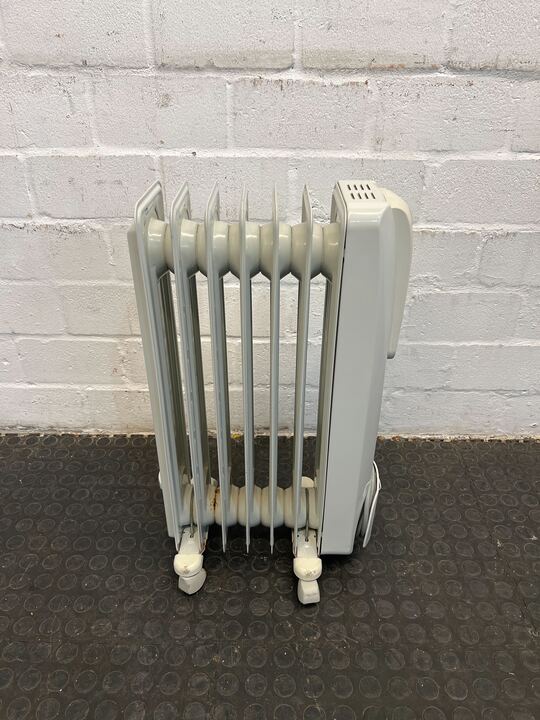 DeLonghi Small Electric Heater (KH770715) - PRICE DROP