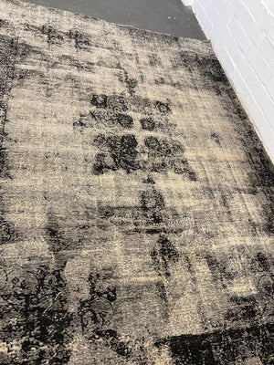 Modern Nathaniel Dark Gray Abstract Artistic Carpet (204.5cm x 285.5cm)