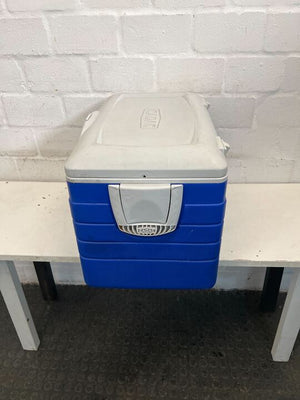 CADAC Blue & White Cooler Box