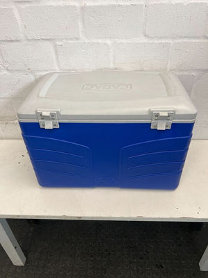 CADAC Blue & White Cooler Box