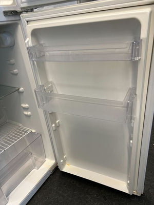 KIC White Fridge Freezer Combo (KTF 518/1 WH) small dent