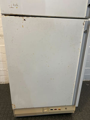 KIC White Dual Door Fridge (Model: UF327) (Minor Rust)