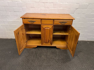 Oak Wooden Sideboard Table with Three Drawers & Two Cupboards (Width: 118cm)(Height: 86cm)