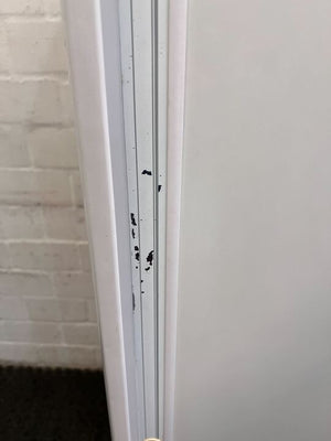 White Kelvinator Two Door Fridge (Minor Crack on Door Shelf) (Item: BRRST35EN7WKAO)