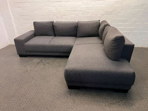 Gray L-Shaped Adjustable Sleeper Couch