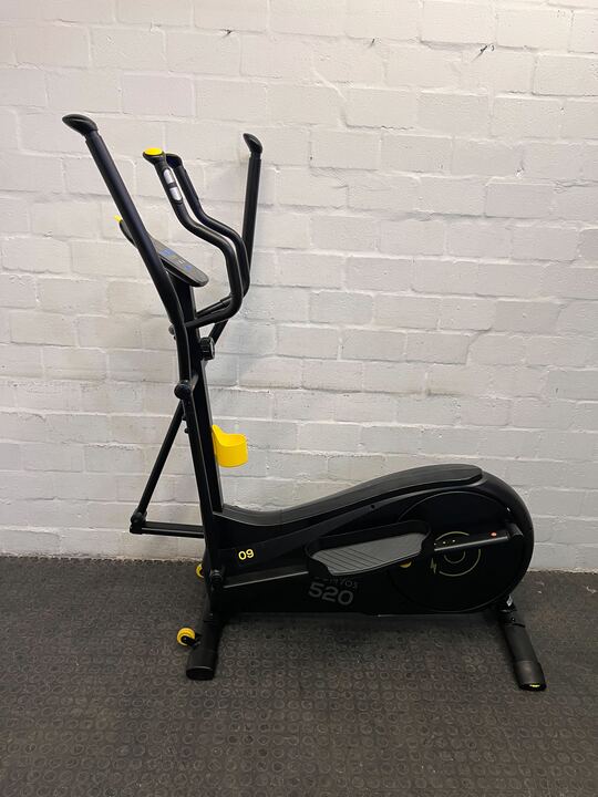 Domyos 520 Black Elliptical Self Powered Bluetooth Compatible Trainer