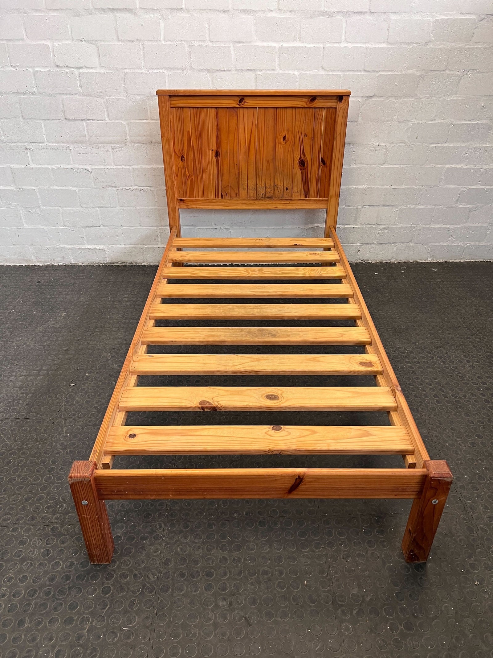 Modern Royal Single Wooden Slatted Bed Frame - REDUCED