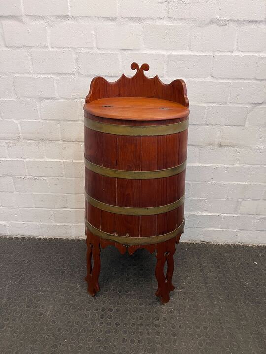 Wooden Vintage Barrel Styled Waterbalie (Width: 48cm)(Height: 120cm)