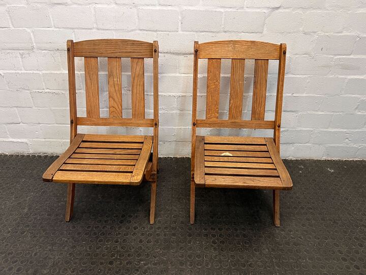 Light Brown Foldable Wooden Patio Chair