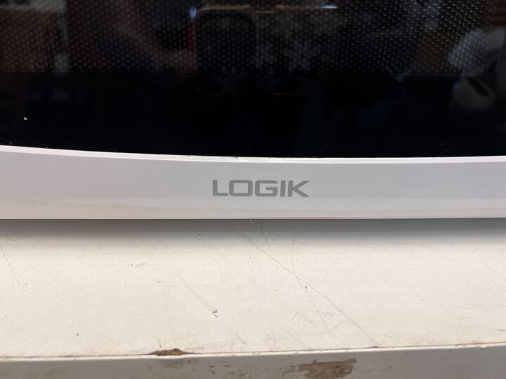 Logik White Microwave (Rusted)(Model: MM720CWW WHITE)