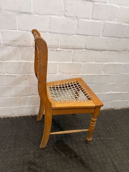 Riempie Old Fashioned Style Dining Room Chairs - PRICE DROP - 2ndhandwarehouse.com