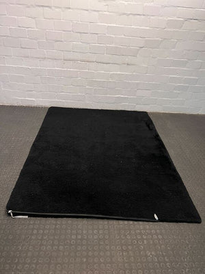 Black Flurry Material Carpet (206cm x 161.5cm)