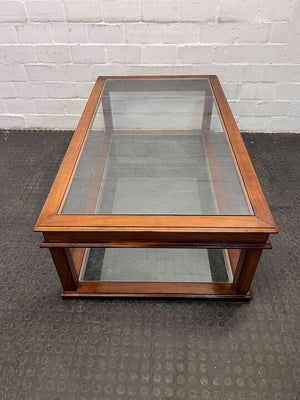 Classic Wooden Coffee Table with Two Glass Trays (Width: 140cm)(Height: 46cm)