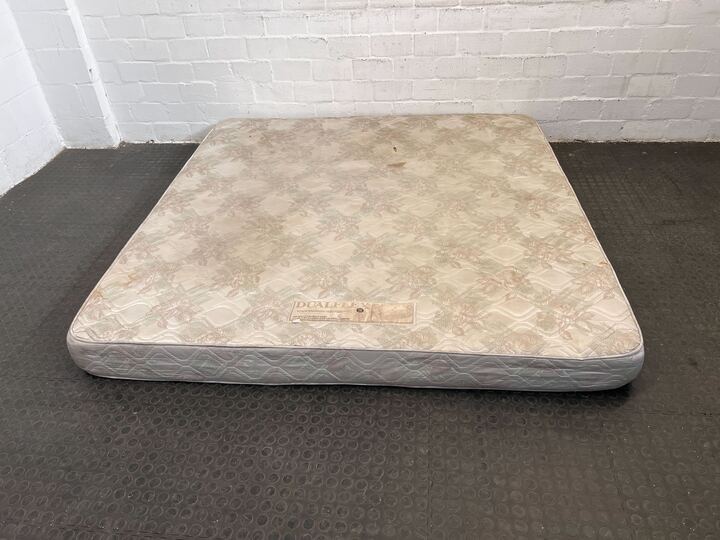 DualFlex King Sized White Patterned Mattress (Stained with Tears) - 2ndhandwarehouse.com