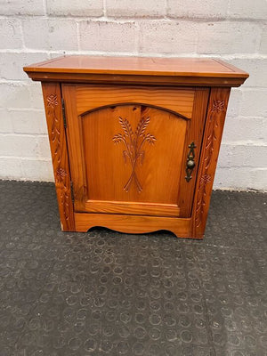 Genuine Bassett Wooden Carved Bedside Table (Width: 61cm)(Height: 61cm)