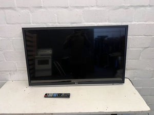 LG Black 42" LED TV with Remote (Model: 42LM5800)