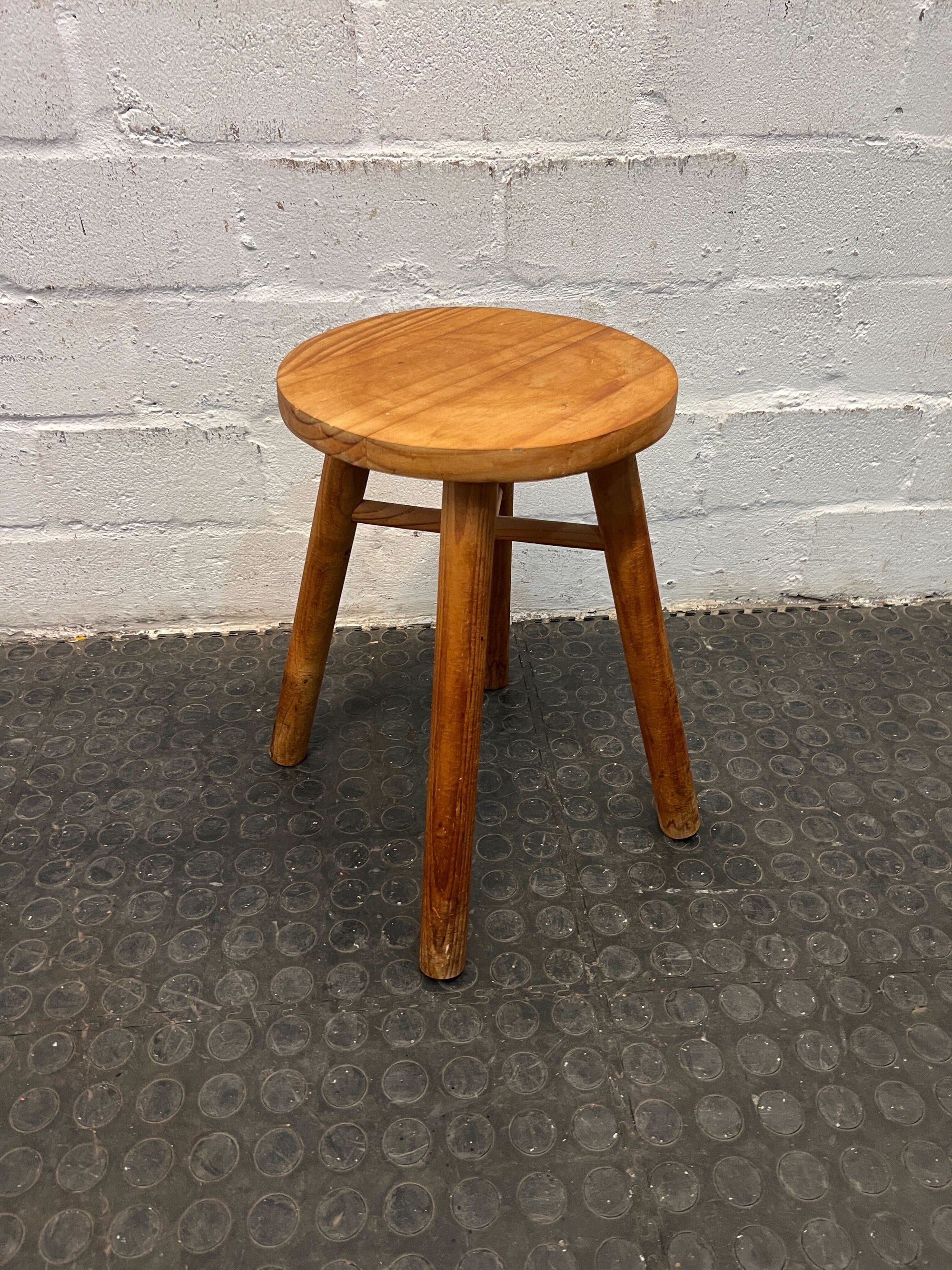 Round Natural Wooden Backless Chair