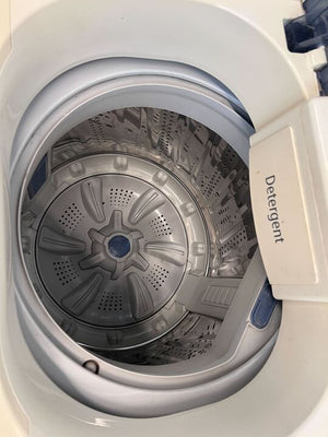 Samsung White Top Loader Washing Machine (Model: WA13U7) (Doesn't Spin)