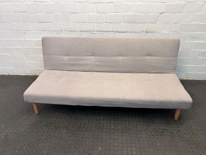 White Upholstered Peg Legged Sleeper Couch