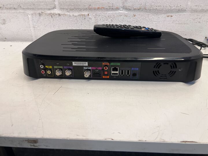Explora Decoder Inside DSTV Explora Decoder with Remote - PRICE DROP– 2ndhandwarehouse.com