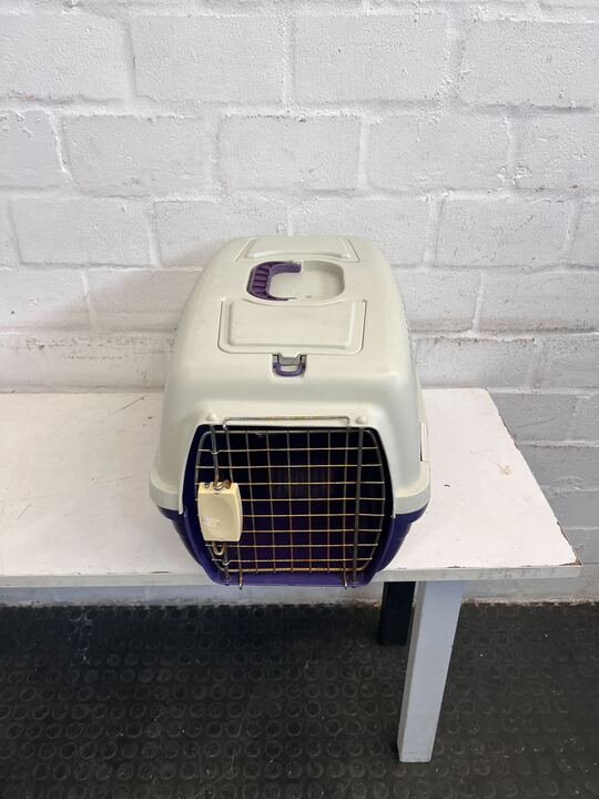 Purple & White Pet Carrier Basket (Width: 55cm)(Height: 35cm) - 2ndhandwarehouse.com